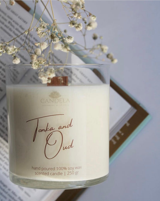 Scented Candle “ Tonka and Oud”